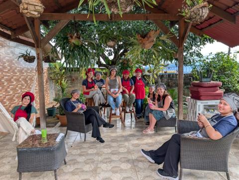friends cooking in costa rica