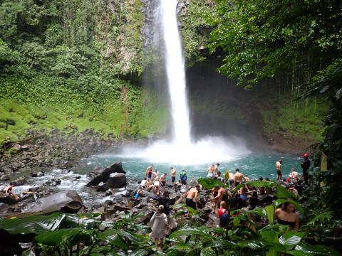 UO students at waterfall in costa rica