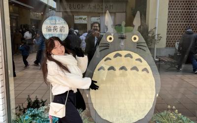 girl with totoro in japan