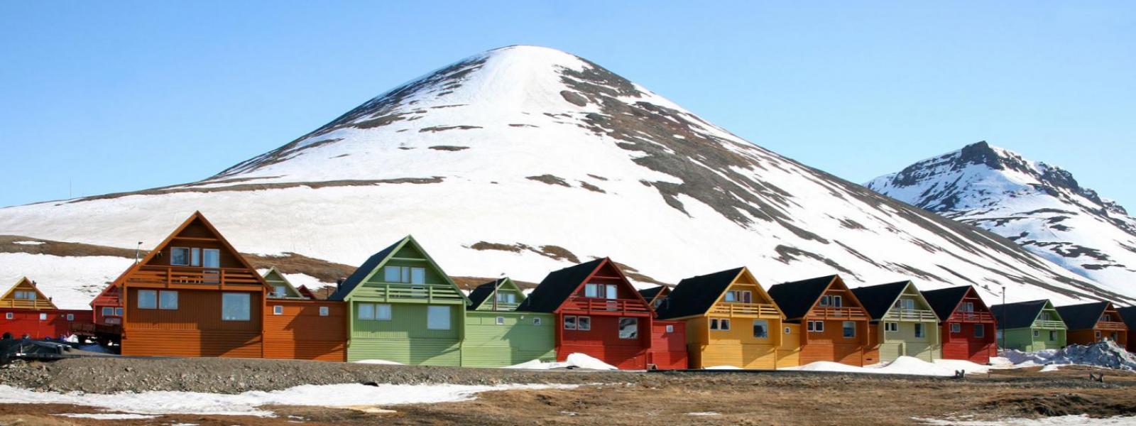 Svalbard%2C-Longyear-city%2C-Norway_Header.jpg?itok=kiXl0Mgf&c=7c08e1b31feb5713c5b794c96cf6a8a6